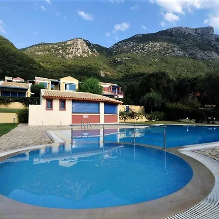 Bohemia Experience וילה *