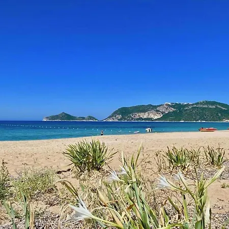 Bohemia Experience וילה *